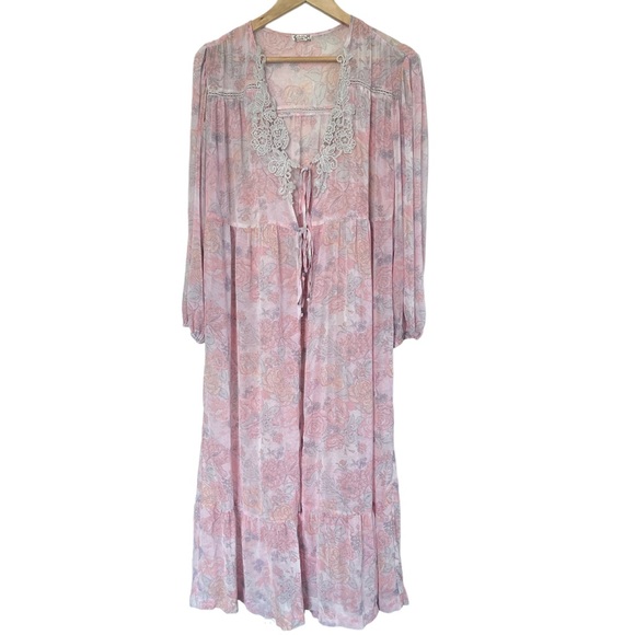 Free People Away With Me Floral Sheer Lounge Robe - Picture 5 of 9